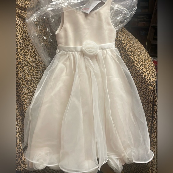 NWT Joan Calabrese Ivory Blush flowergirl dress size 5